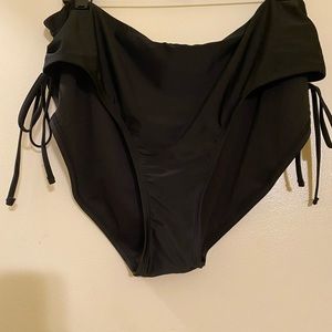 Plus size swim bottom